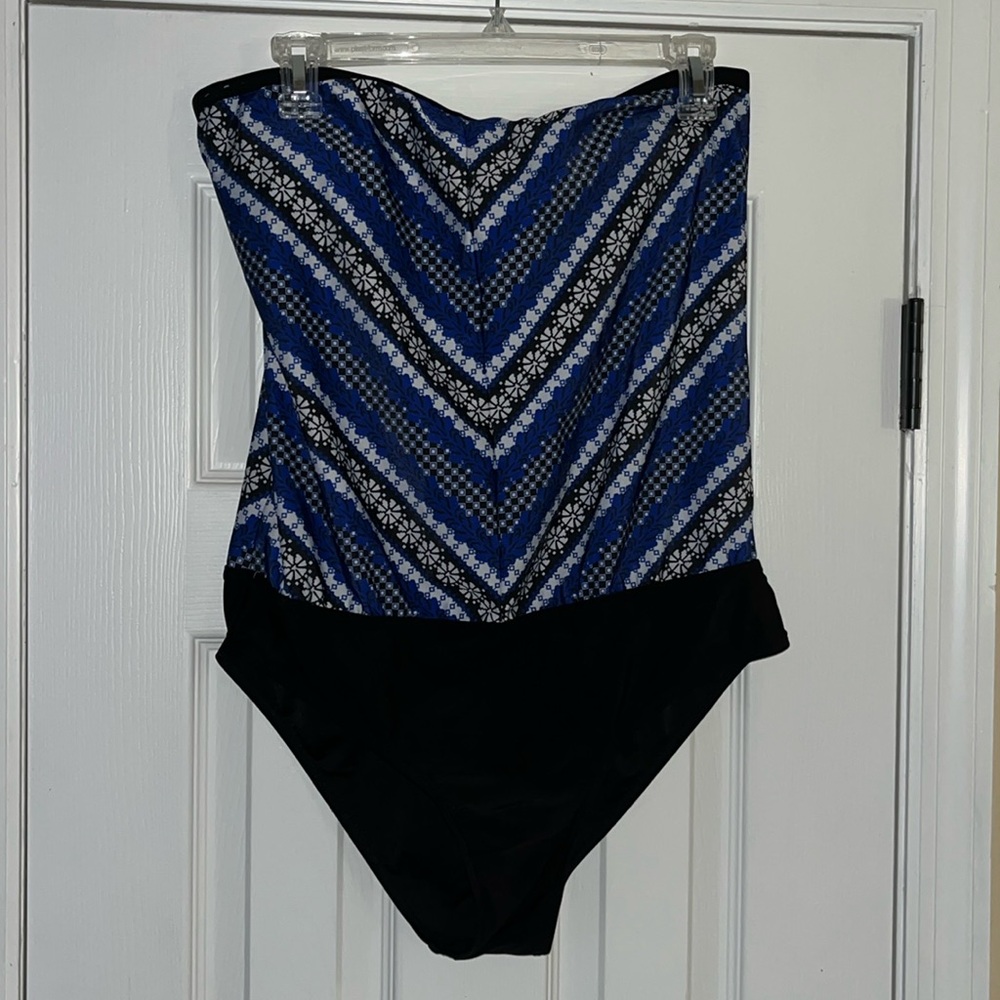Women’s one piece swimsuit